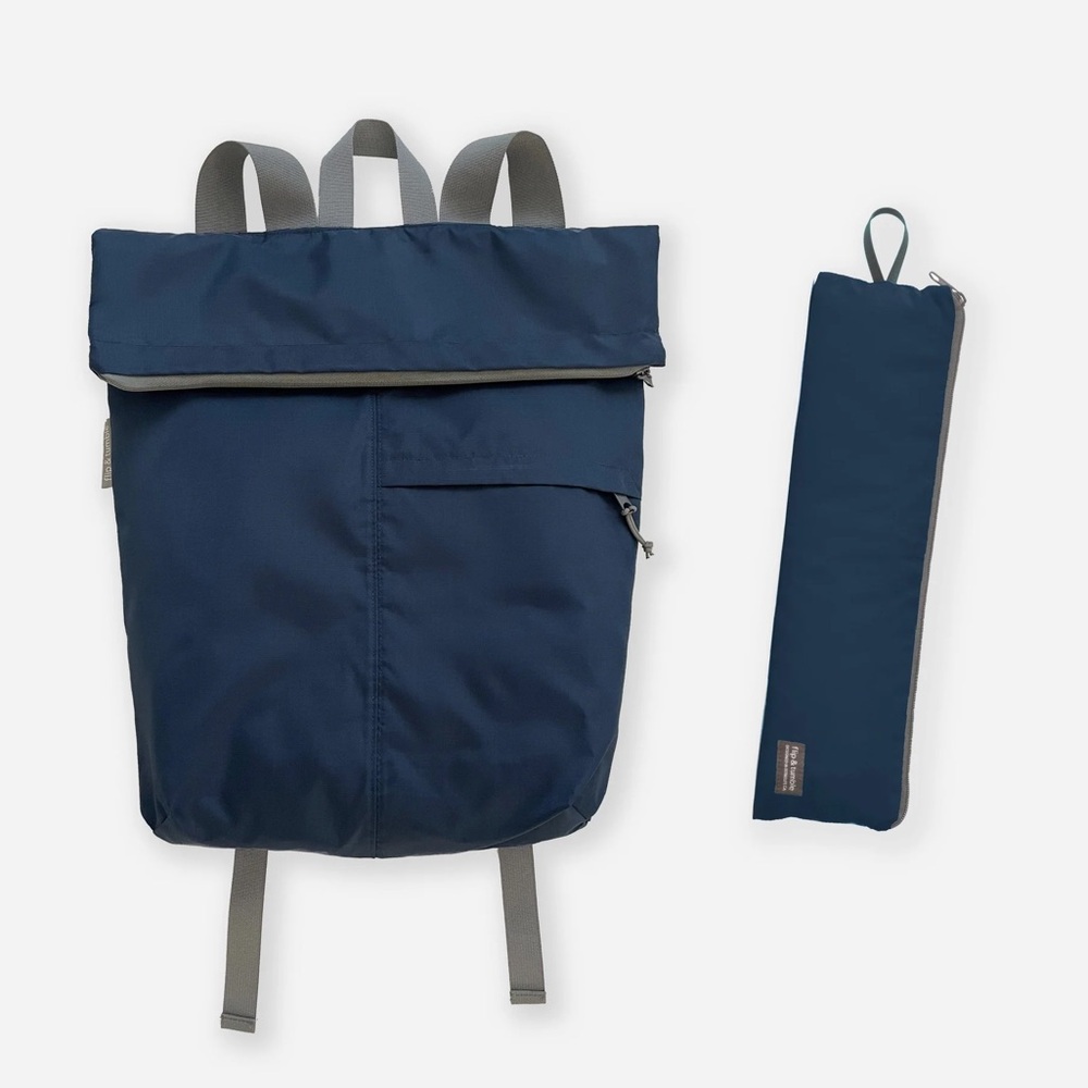flip & tumble - Stashable Travel Backpack (Navy)
